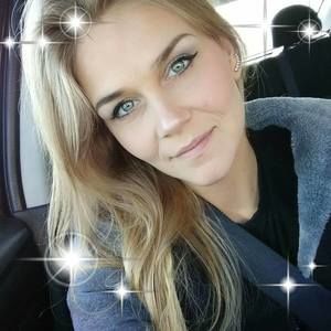 Meet your Posher, Arlene